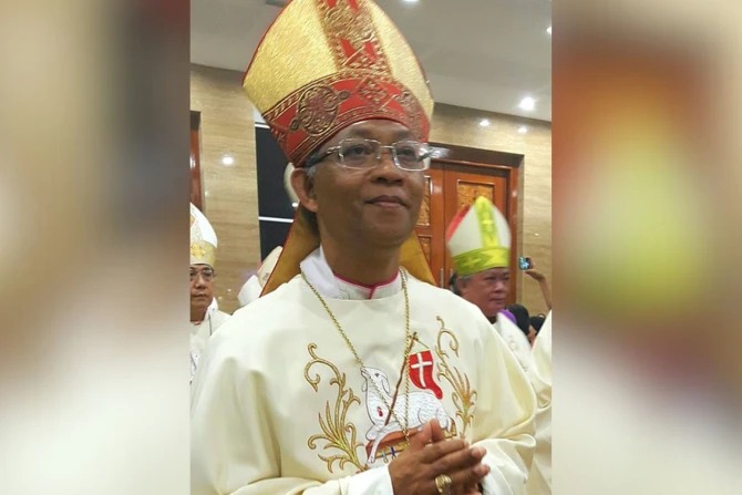 Pu Bishop Paskalis Bruno Syukur in Cardinal suo ding angapsih a Pu Pope Francis kungah ngetna anei hi. Anget dungzui in Pope Francis in pha asa a, Cardinal suoh dingte lah ah amin akahta hi. "Cardinal ka suo sangin siempupi dinmun ka dei zaw a, tam dinmun ah pawlpi na dei bangin ka sem thei zaw ding hi" achi hi. Pu Bishop Paskalis ahileh Order of Friars Minor