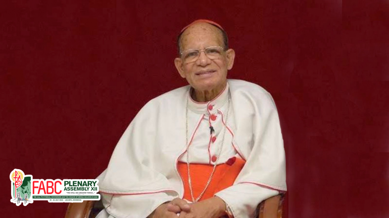 Pope Leo in Cardinal Oswald Gracias khu FABC Plenary Assembly 12 veina ding a   nasep poimo mama khat ding in aguat hi.