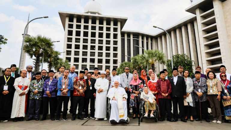 Minister of Religious Affairs Nasaruddin Umar in Indonesia in sakho tuom tuom, zat leh nam tuom tuom leh hindan/tawndan tuom tuomte kikal a kilemna um nading lampi asiemte hi leitung pumpi et-te thei ahi thu adieh in FABC Assembly a telte dingin et-te dinga poimaw tah ahi, achi hi.