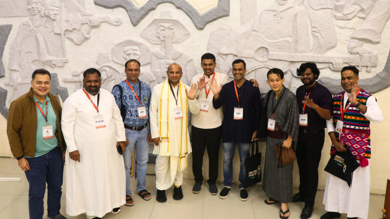 Catholic digital missionaries te leh Asia gambuppi sung muntuam tuam apat communicators te Asian Catholic Digital Missionary Assembly, September 10-13 a pang ding in Radio Veritas Asia, Fairview Park, Quezon city mun ah kisukhom uhi. 