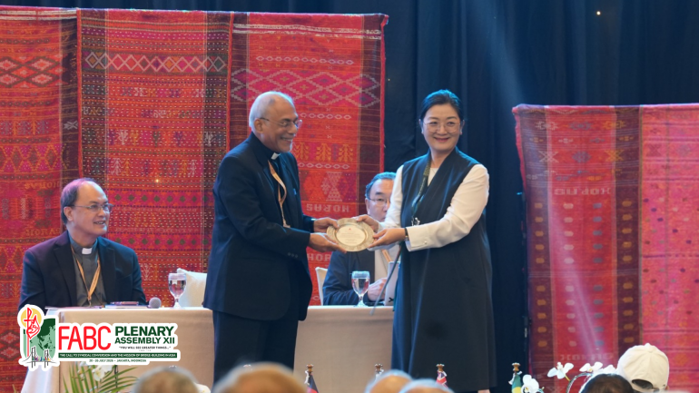 Vatican, Africa, Europe, middle East, Ocenia, United States leh wider ecumenical community apat Church leaders tuomtuom ten a 12 veina Plenary Assembly vaiguon hing uop uh.