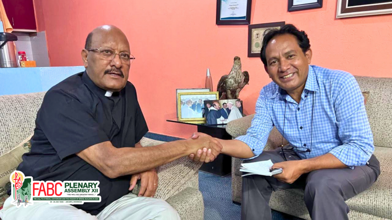 Asil thei khiat te khu RADIO VERITAS ASIA interview na ah agen a, Kum 40 val jet Christian leh Muslim kingaint tuona ding lam et na toh apan dan thu agen hi.