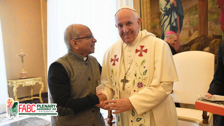Pope Francis in athugen dan in, Fr. Prakash in Synodality khu oei oi ahijing ding a khum te hagau siangthou thugen ka ngaikhie ua kingaipoimo na tah in kikhel lamdanna angai ahi chi ka sang uhi.,achi hi