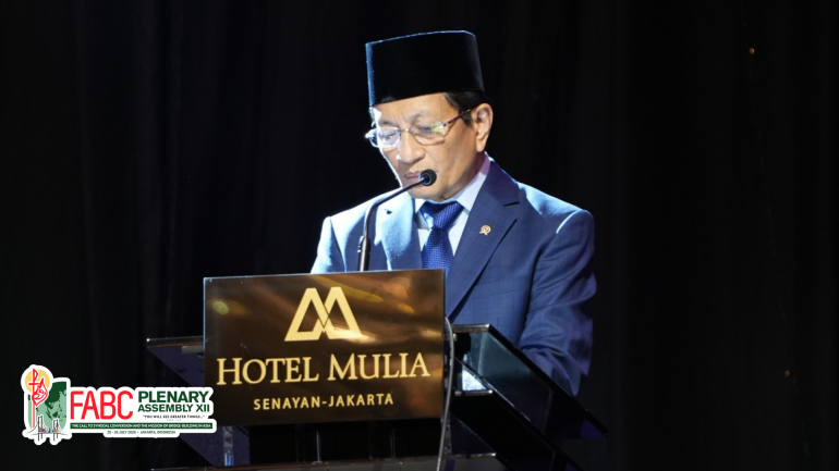 Indonesia a Sakhuo Tungtang a Minister, Nasaruddin Umar, in Asia gambup a pawlpi tuomtuom ten “ Itna Kamteng” khu pawm ding leh buaina suhveng na ding a lampi leh lemna hatzawsem na ding, kikhentelna umlou a ginna tungtawn a kipumkhatna ding chin agen hi.